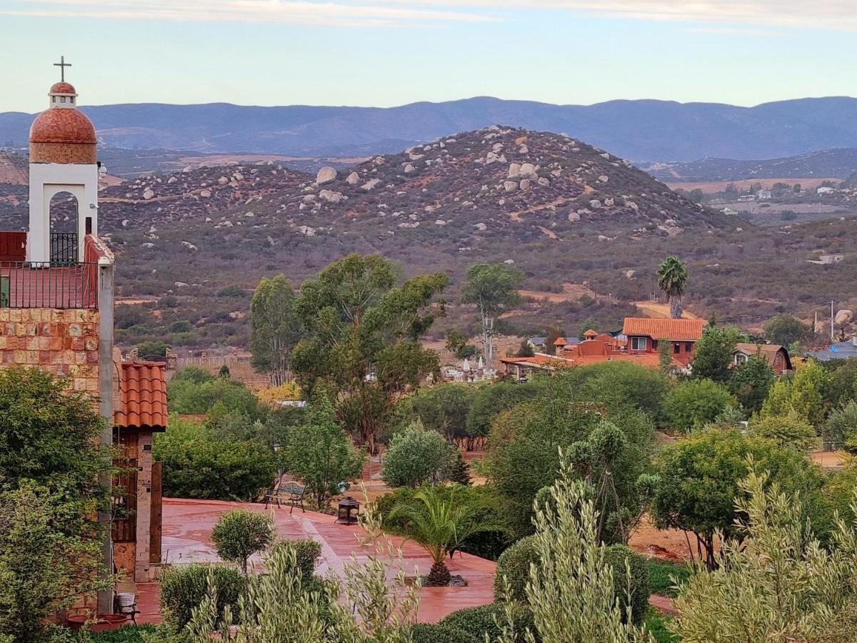 Vina Calabria Bed and Breakfast Valle de Guadalupe Εξωτερικό φωτογραφία