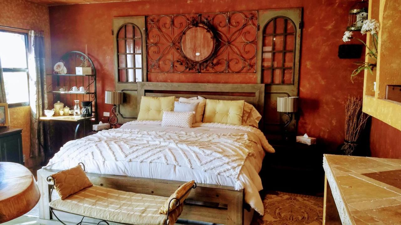 Vina Calabria Bed and Breakfast Valle de Guadalupe Εξωτερικό φωτογραφία