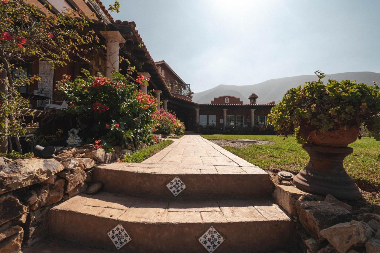 Vina Calabria Bed and Breakfast Valle de Guadalupe Εξωτερικό φωτογραφία